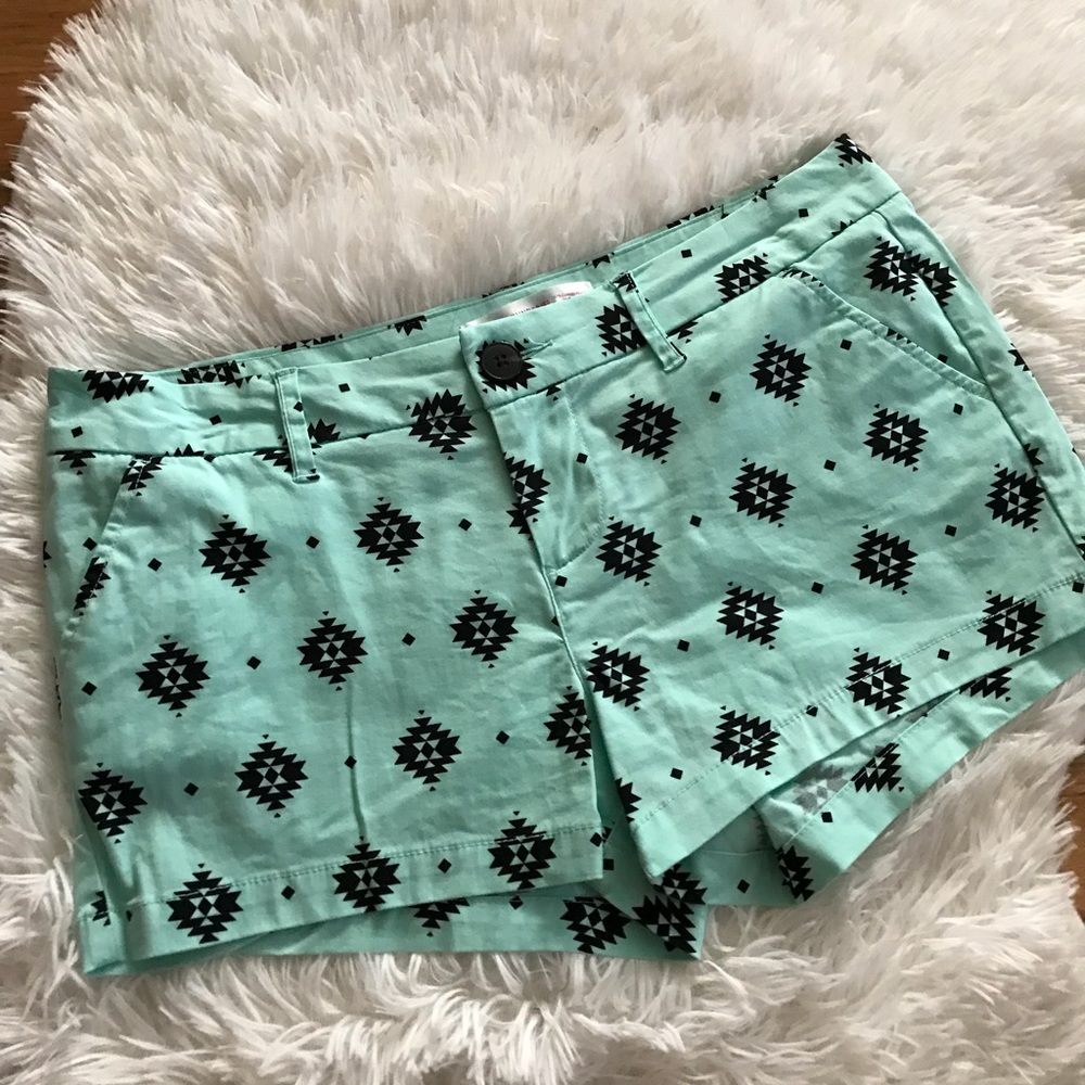 Shorts size 9 juniors